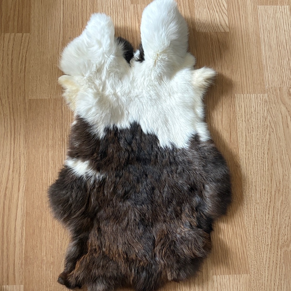 A276 White & Dark Brown Rabbit Fur Pelt for Crafts